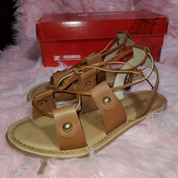 SOLD!! Brown sandals - Picture 4 of 7